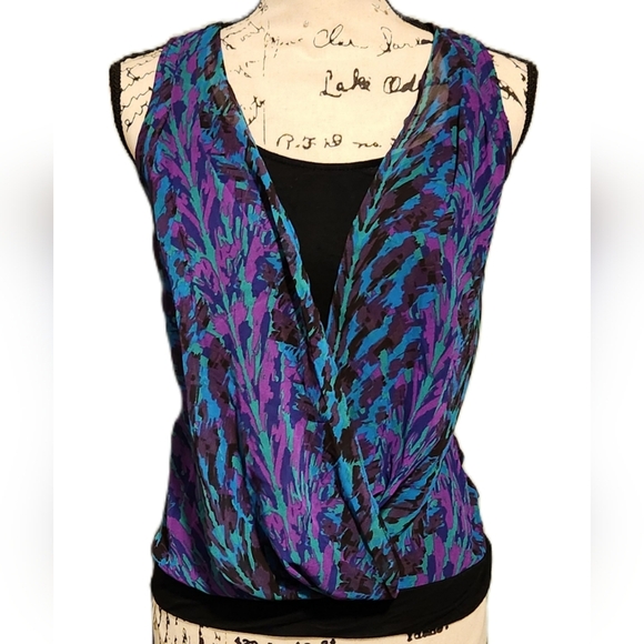 Express Overlay Sleeveless Top - Picture 1 of 8